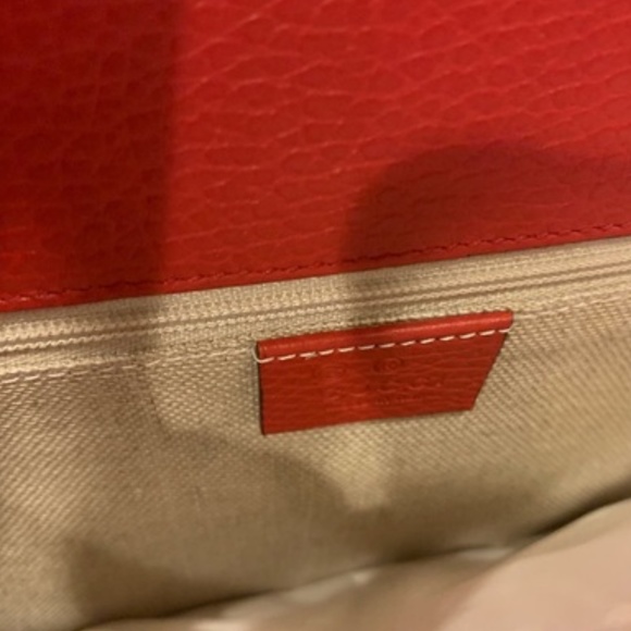 Gucci Red Interlocking GG Medium Bag - Picture 4 of 5